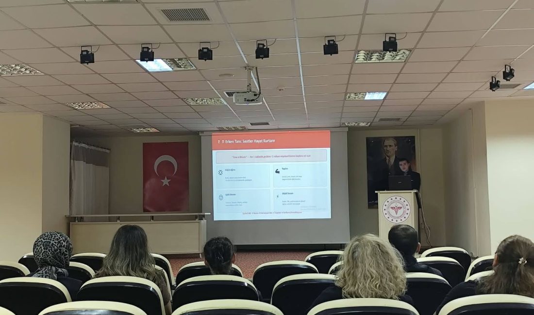 Bandırma EAH’ta Dünya Kalp Günü kapsamında farkındalık çalışması Bandırma Eğitim ve Araştırma Hastanesi’nde kurulan bilgilendirme standında vatandaşlara kalp