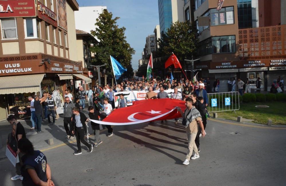 Balıkesir’de, 7 Ekim Aksa Tufanı’nın yıl dönümü dolayısıyla Sivil Toplum