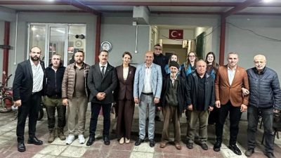 Anahtar Parti Bandırma İlçe Başkanı Mehmet Tunçtop ve beraberindeki yönetim