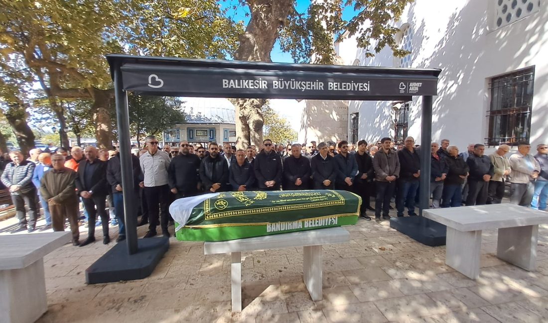 Bandırma’nın en eski hafriyatçılarından merhum İlhami Güven’in eşi Dilara Güven’nin