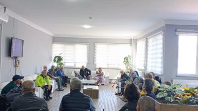Susurluk İlçe Emniyet Müdürlüğü Trafik Birimi tarafından gerçekleştirilen eğitimde, katılımcılara