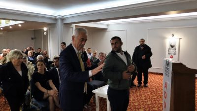 Bandırma’da düzenlenen “Cumhuriyete Kurulan Kumpas ve Yeni Anayasa Değişikliği” başlıklı