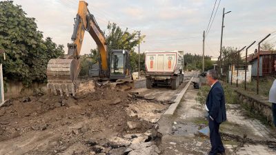 Manyas Belediyesi, Yeni Mahalle Yeni Cami Sokak’ta sıcak asfalt altyapı