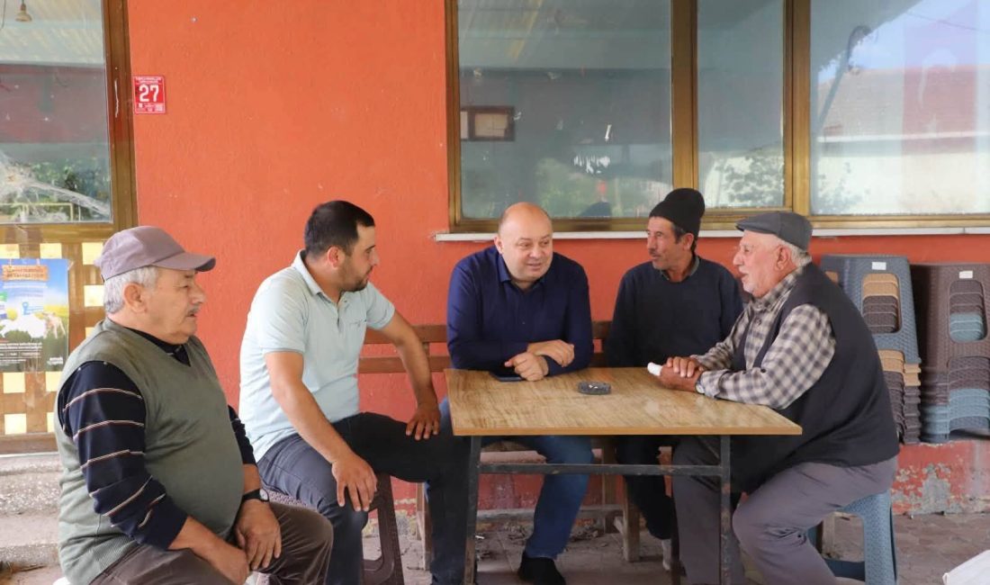 Başkan Palaz, Turplu Mahallesi sakinleriyle buluştu Turplu Mahallesi’ndeki saha incelemesinde vatandaşların görüşlerini dinleyen Gönen Belediye Başkanı