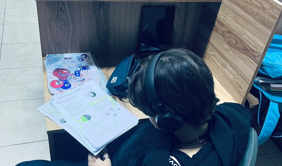 Hicri Ercili Çocuk Evleri’nde kitap ve eğitim için yeni alan Bandırma Hicri Ercili Çocuk Evleri Sitesi Müdürlüğünde çocukların eğitim ihtiyaçlarına