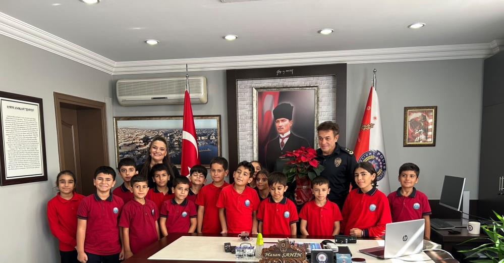 Minik öğrencilerden emniyet ve nüfus müdürlüğüne eğitim gezisi Bandırma Fatih İlkokulu 4/B sınıfı öğrencileri, Türkiye Yüzyılı Maarif Modeli