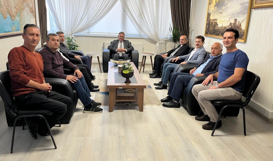 Dursunbey eğitim yöneticilerinden Bandırma’ya ziyaret Dursunbey İlçe Milli Eğitim Müdürü Çetin Keren, beraberindeki heyetle birlikte