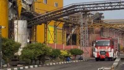 Bandırma’da bulunan Ayhan Sezer Yağ Fabrikası’nda gece saatlerinde çıkan büyük